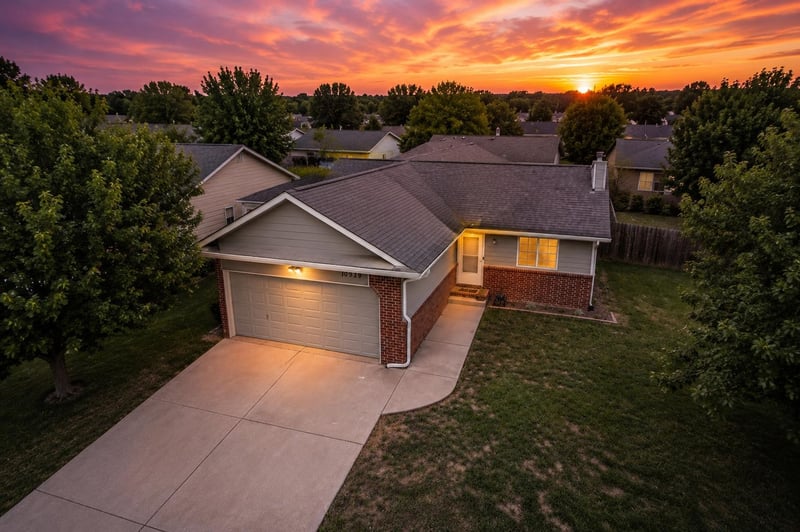 10939 W Dora Ct, Wichita, KS 67209