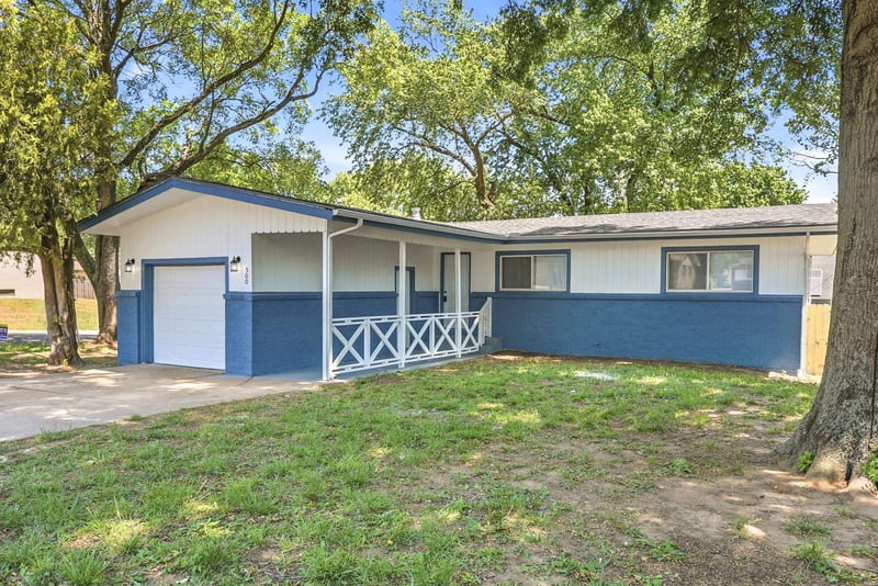 500 Derby , Derby, KS 67037