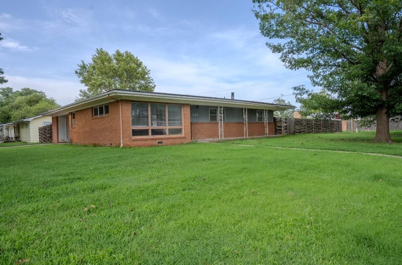 320 College Ave, Harper, KS 67058