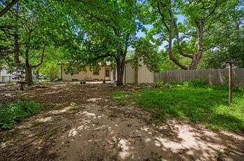 1838 N Mccomas Ave, Wichita, KS 67203-1421