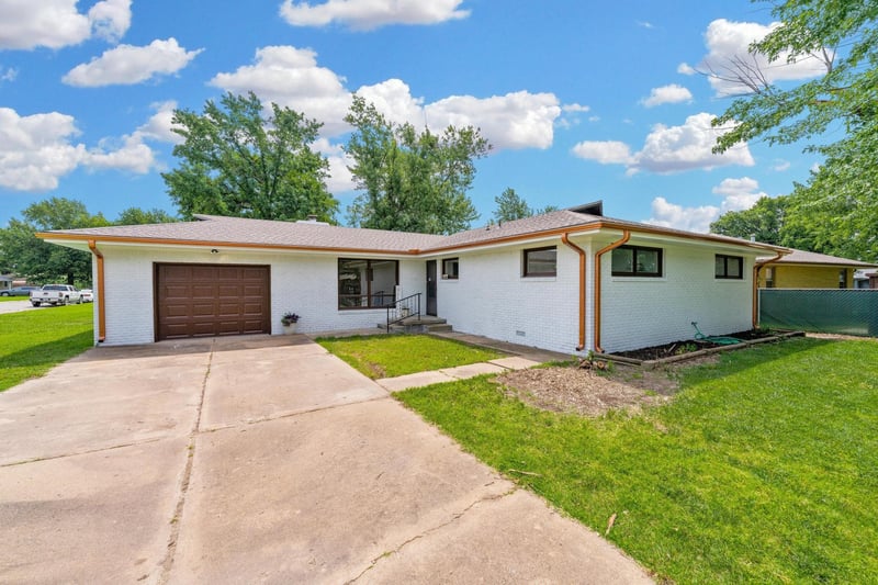 409 Woodlawn , Wellington, KS 67152
