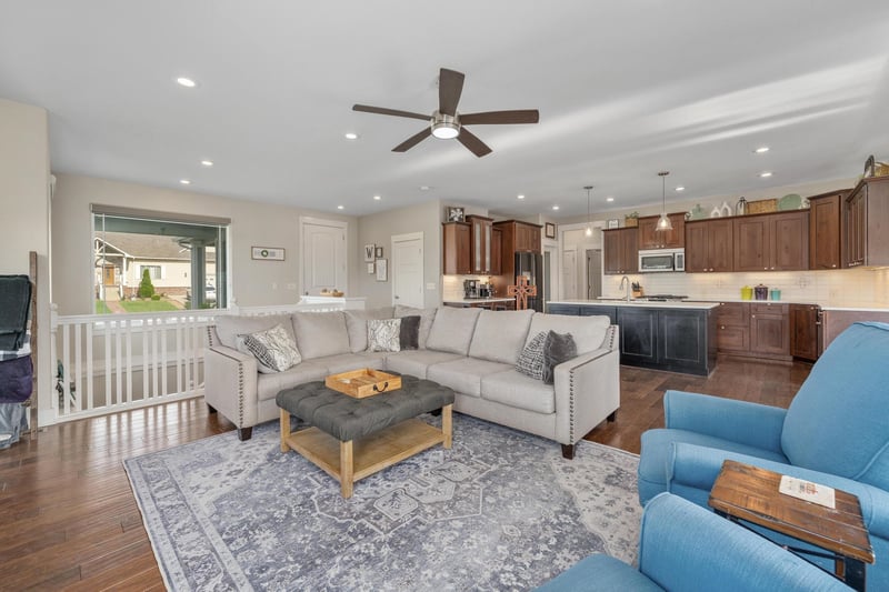5104 Colonial Ave, Bel Aire, KS 67226