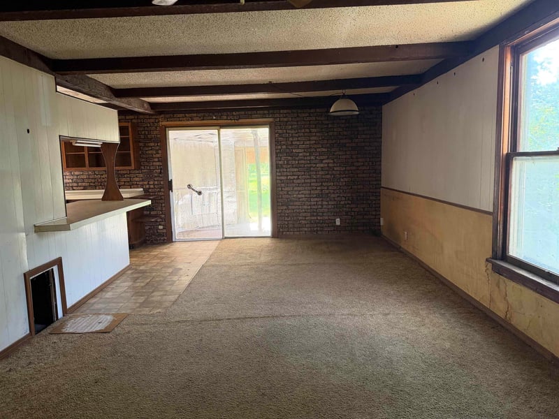 521 Mulberry St, Eureka, KS 67045