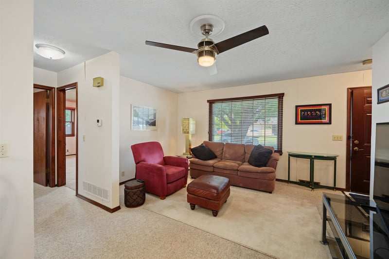 1100 Louise , Salina, KS 67401