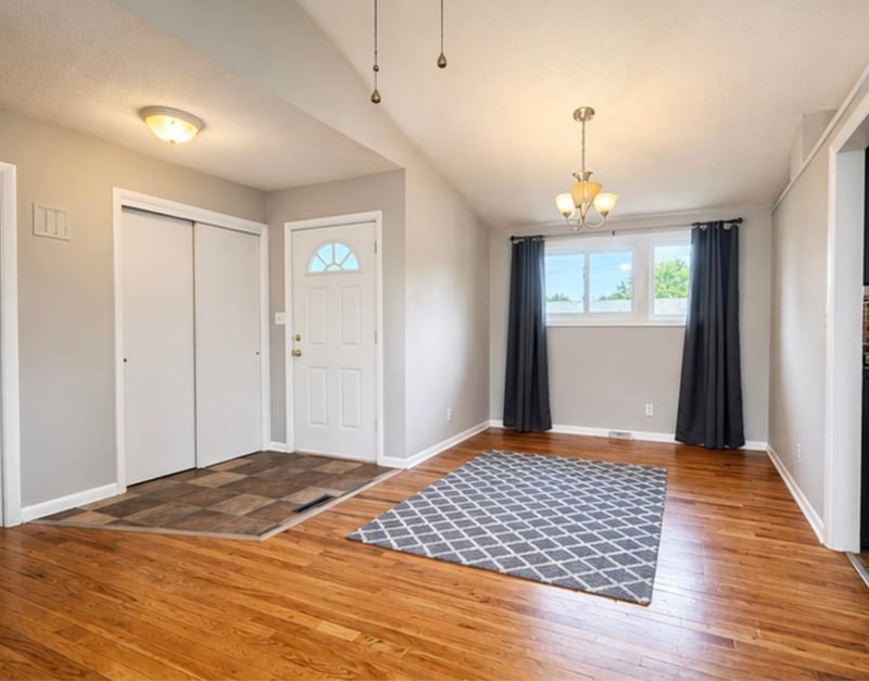 838 Carriage Cr, Salina, KS 67401