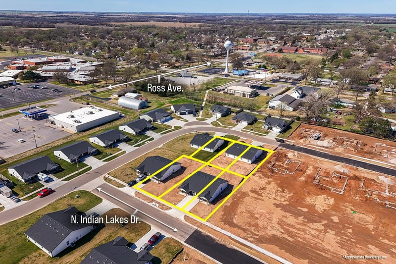 185 Indian Lakes Dr, Clearwater, KS 67147