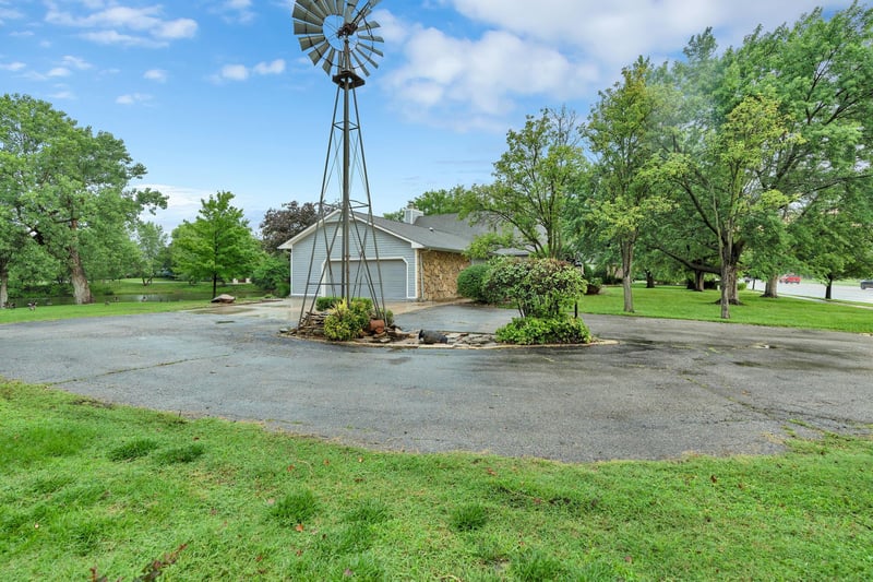 1340 S Greenwich, Wichita, KS 67207