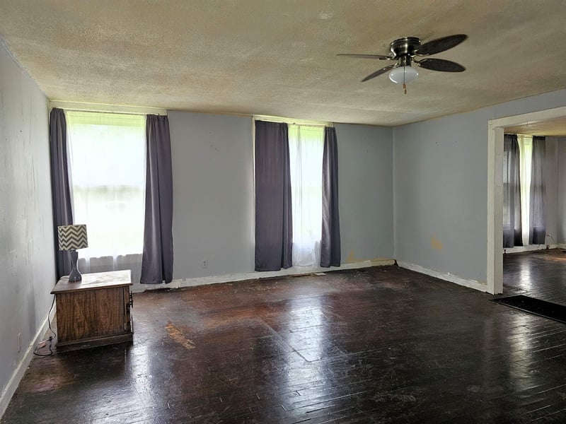 1201 Front St, Salina, KS 67401