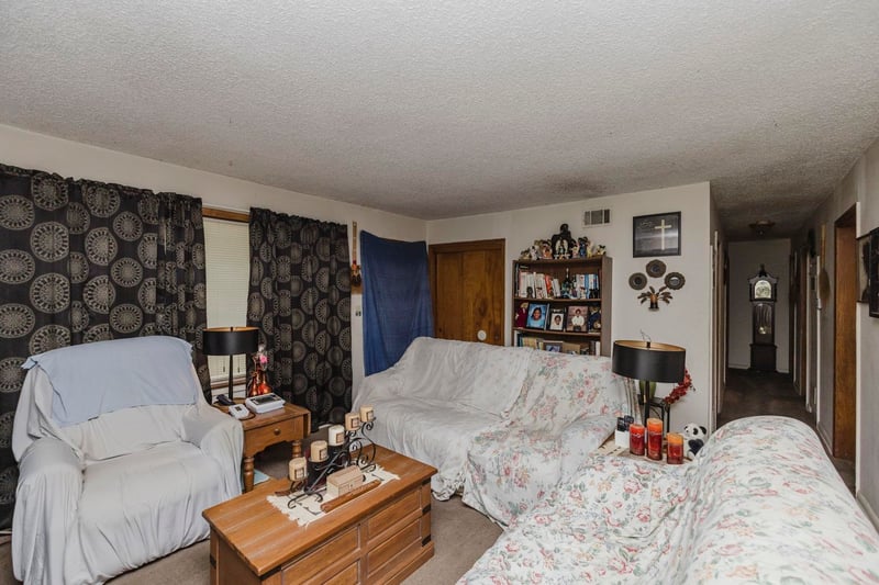2613 Fairmount , Wichita, KS 67220