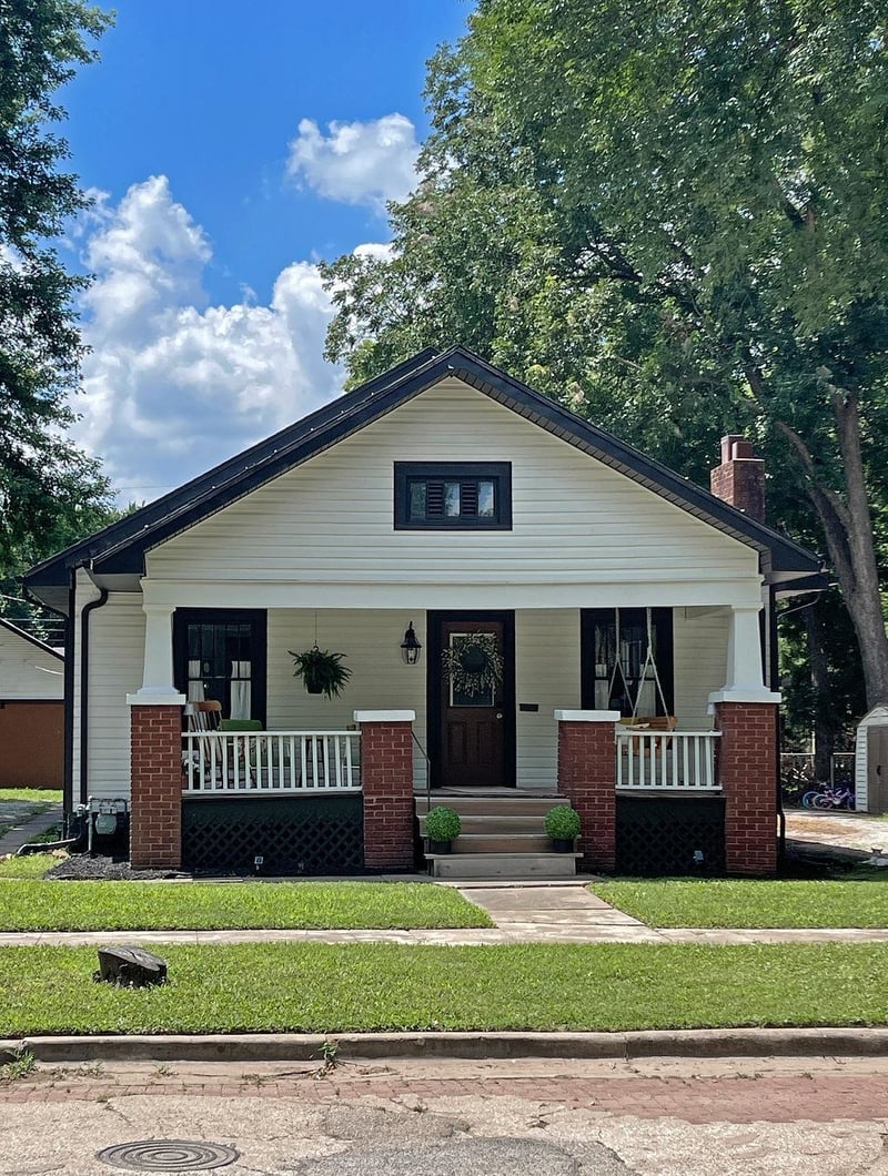 1007 14th , Winfield, KS 67156
