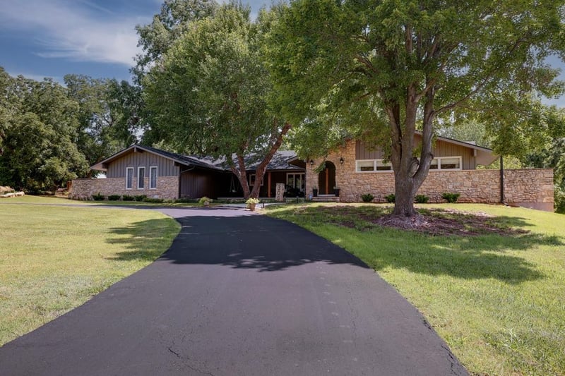 306 S Centennial, Arkansas City, KS 67005