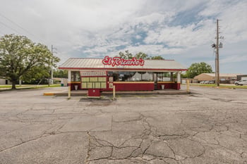 503 N West St, Wichita, KS 67203
