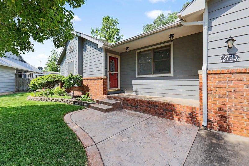 2735 Carrwood , Wichita, KS 67215