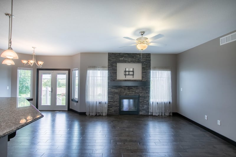 604 Goldspike Ct, Newton, KS 67114