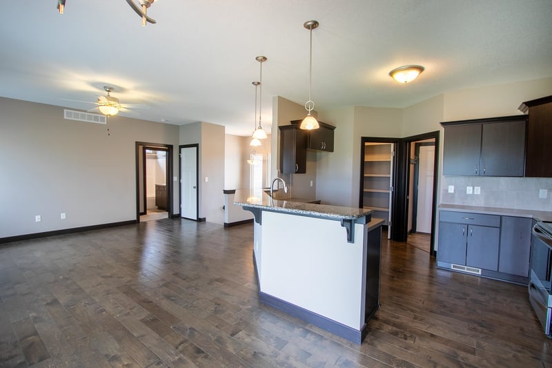 604 Goldspike Ct, Newton, KS 67114