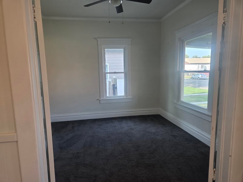 621 N 9th St, Salina, KS 67401