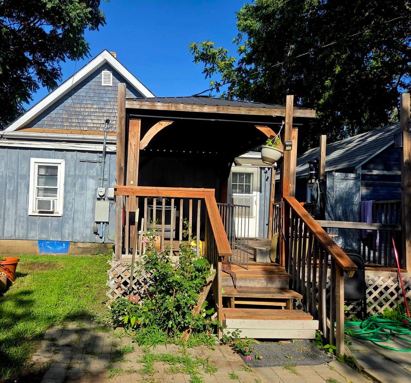 621 9th St, Salina, KS 67401