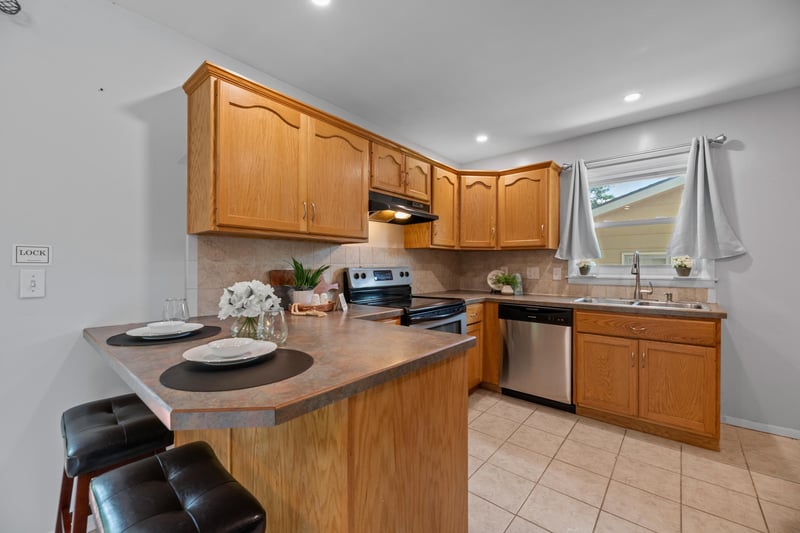 8138 E Levitt Dr, Wichita, KS 67207