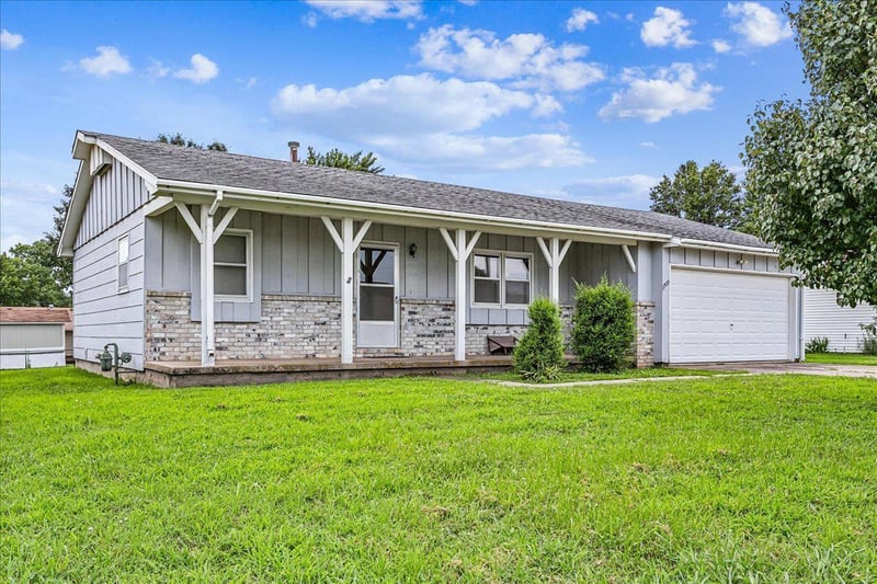 1709 5th Ave, El Dorado, KS 67042