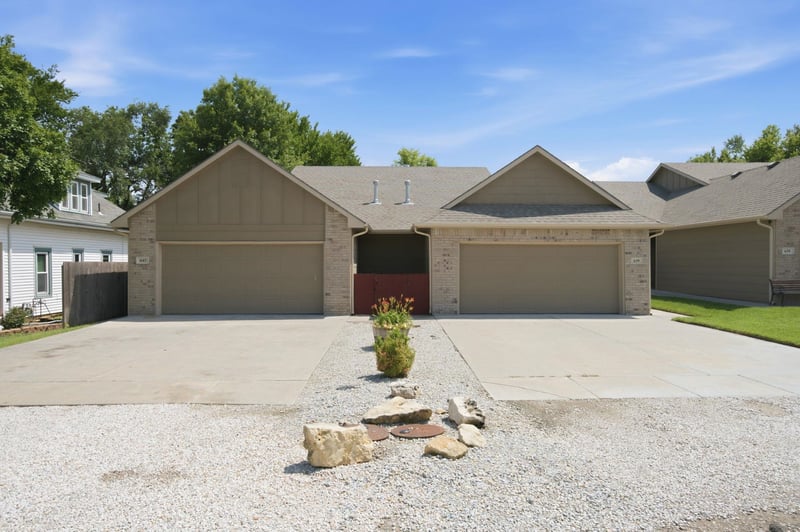 643 Mulvane St, Mulvane, KS 67110