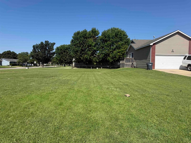 Tbd , Haysville, KS 67060