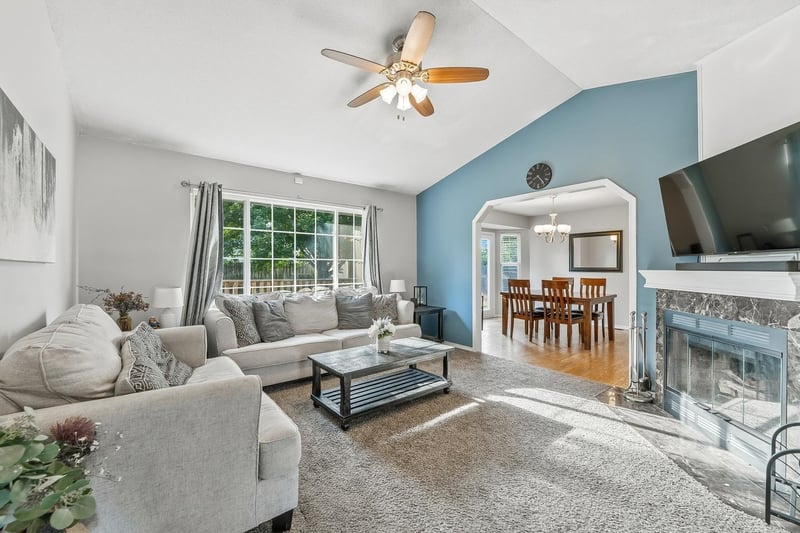 2530 Rutgers St, Wichita, KS 67205