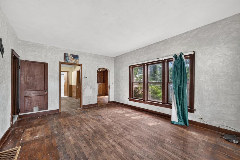 315 E Division, Peabody, KS 66866