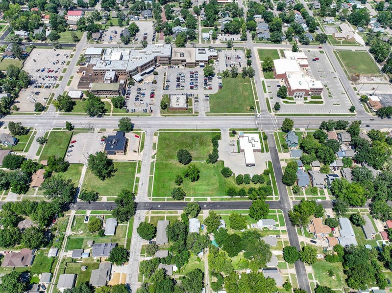 635 Central Ave, El Dorado, KS 67042