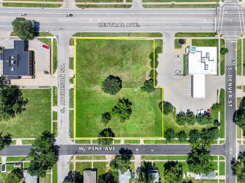 635 Central Ave, El Dorado, KS 67042