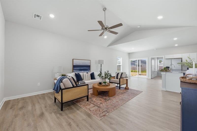 1570 Emerald Valley Dr, Mulvane, KS 67110
