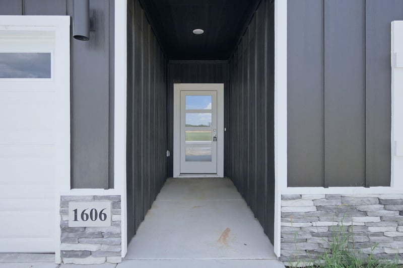 1606 Topaz Ln, Mulvane, KS 67110