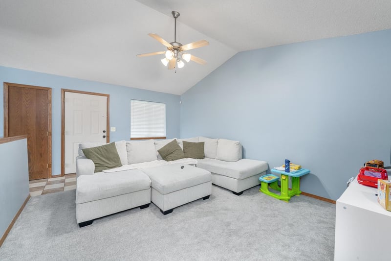3811 Pepper Ridge St, Wichita, KS 67205