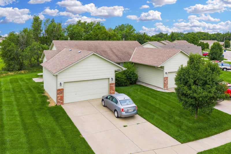 3811 Pepper Ridge St, Wichita, KS 67205