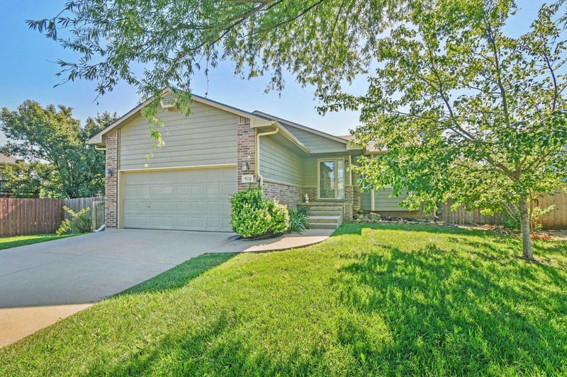 5122 Blackhawk , Wichita, KS 67219