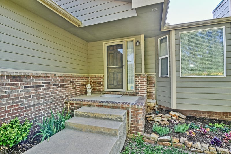 5122 Blackhawk , Wichita, KS 67219