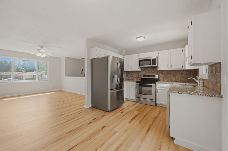 4523 Washington Ct, Wichita, KS 67216