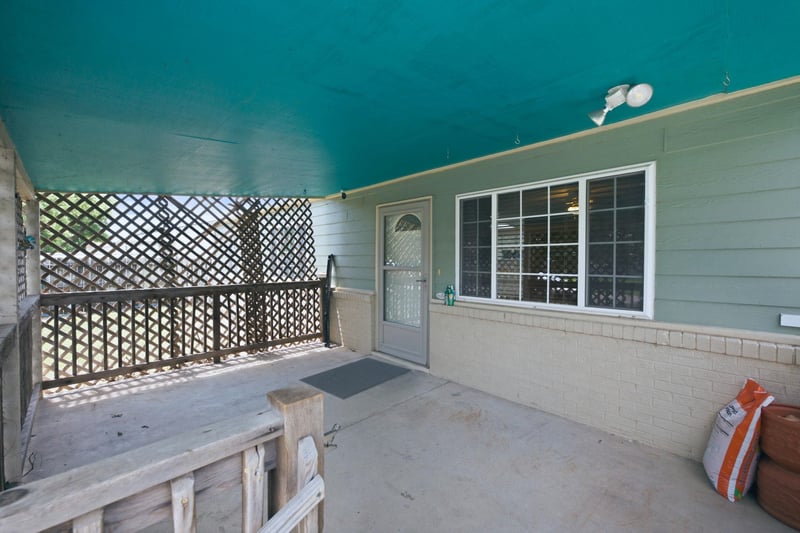113 Sunnyside , Haysville, KS 67060