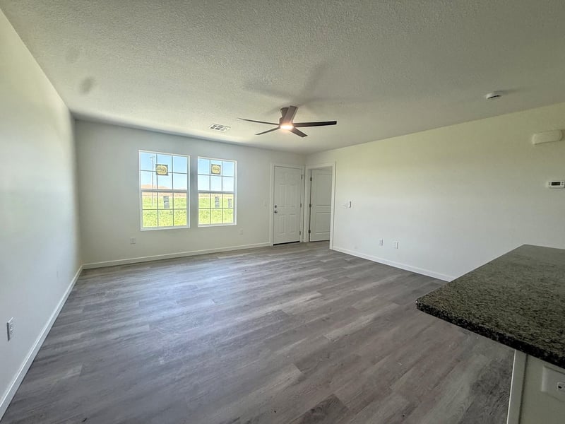 1235 Fountain Dr, Salina, KS 67401