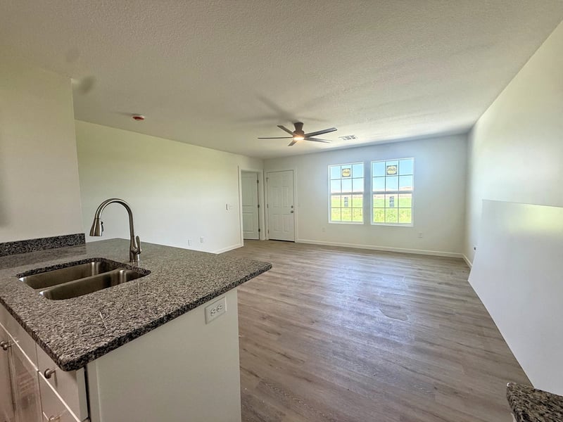 1235 Fountain Dr, Salina, KS 67401