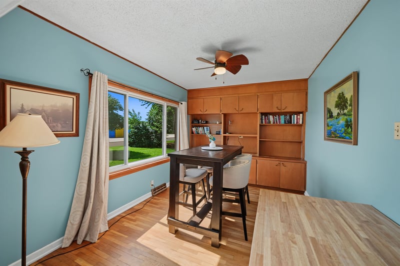 215 Roosevelt St, Lindsborg, KS 67456