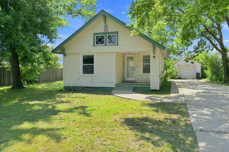511 S Magnolia, Newton, KS 67114