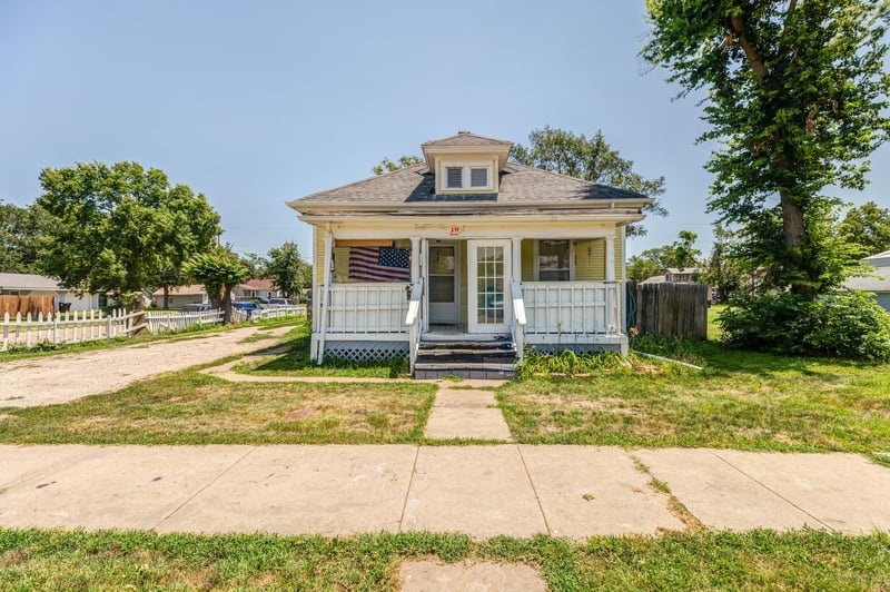 135 Chicago St, Salina, KS 67401