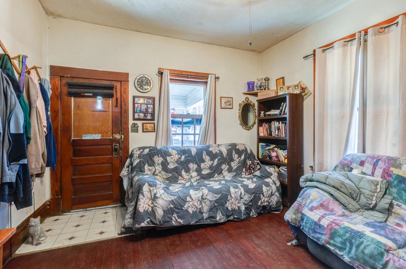 135 Chicago St, Salina, KS 67401
