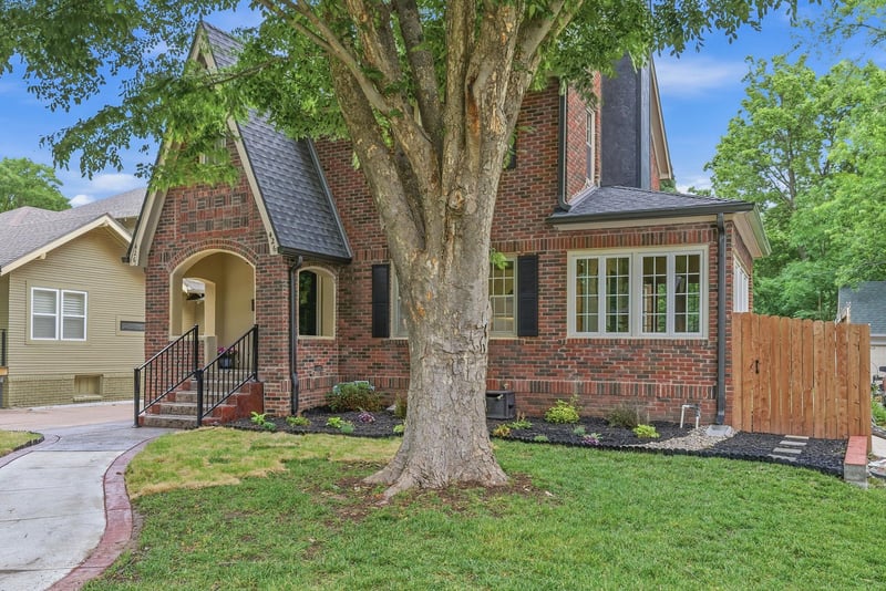 426 S Belmont St, Wichita, KS 67218