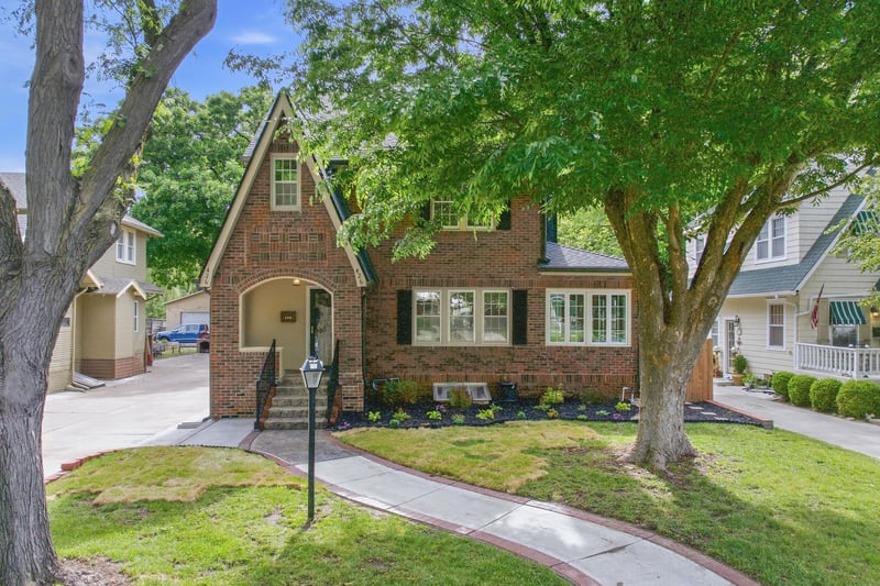 426 S Belmont St, Wichita, KS 67218
