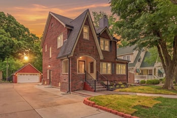 426 S Belmont St, Wichita, KS 67218
