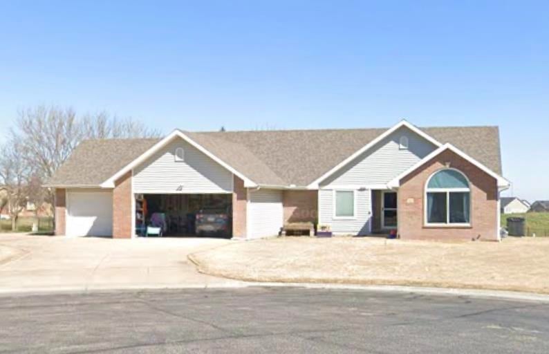40 W Stevie Ct, Goddard, KS 67052