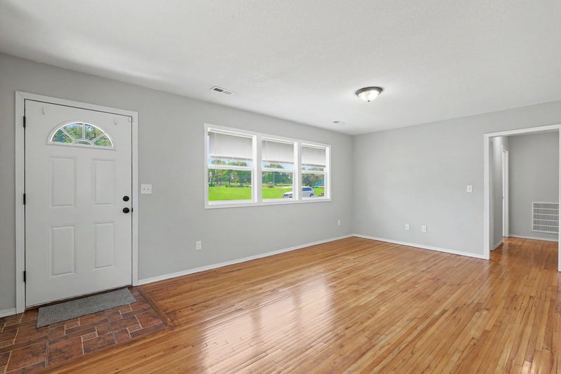 2611 Lorraine Ave, Wichita, KS 67219