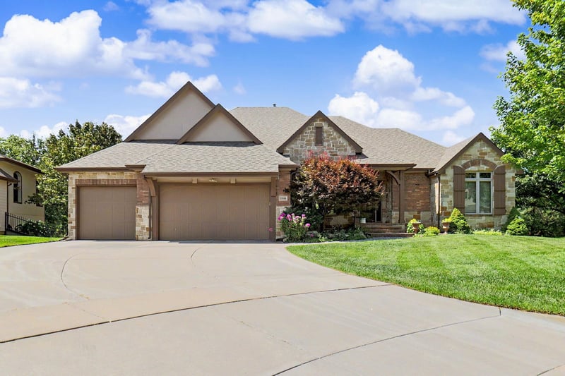 13104 Mainsgate Cir, Wichita, KS 67228
