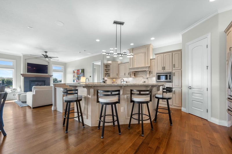 2901 Crystal Beach St, Wichita, KS 67204